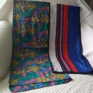 Lot of 2 ladies scarves